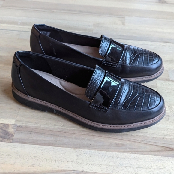 Clarks Shoes - Clark's Raisie Arlie Loafers